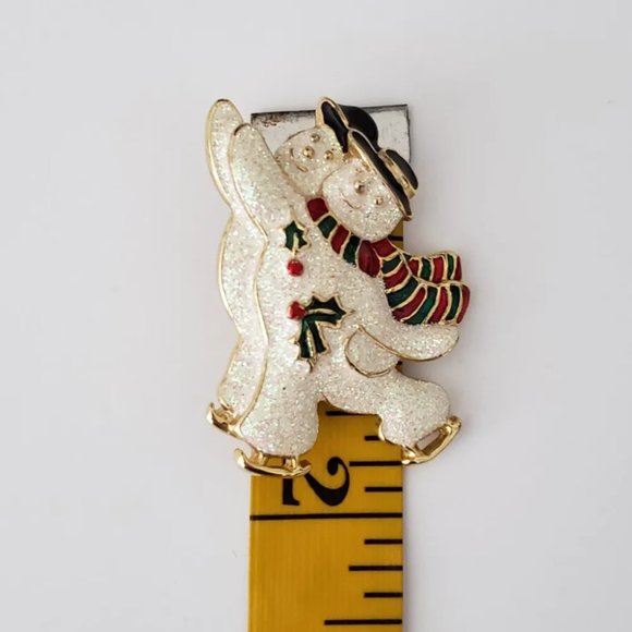 Vintage Skating Snowmen Brooch - Picture 5 of 5
